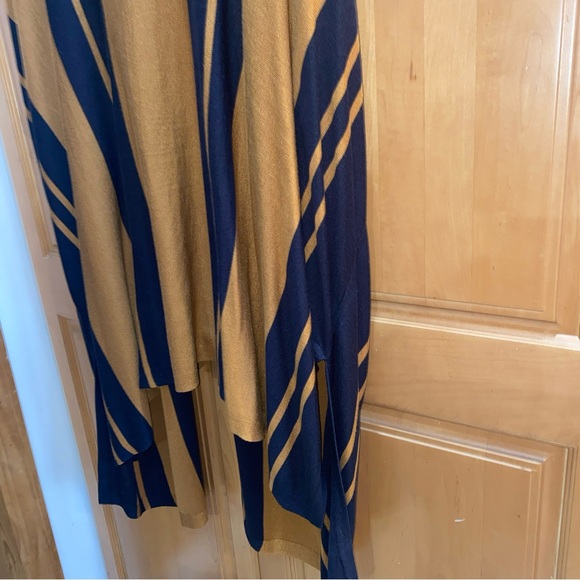 H&M open Women’s cardigan Bronze and Navy - Picture 6 of 8